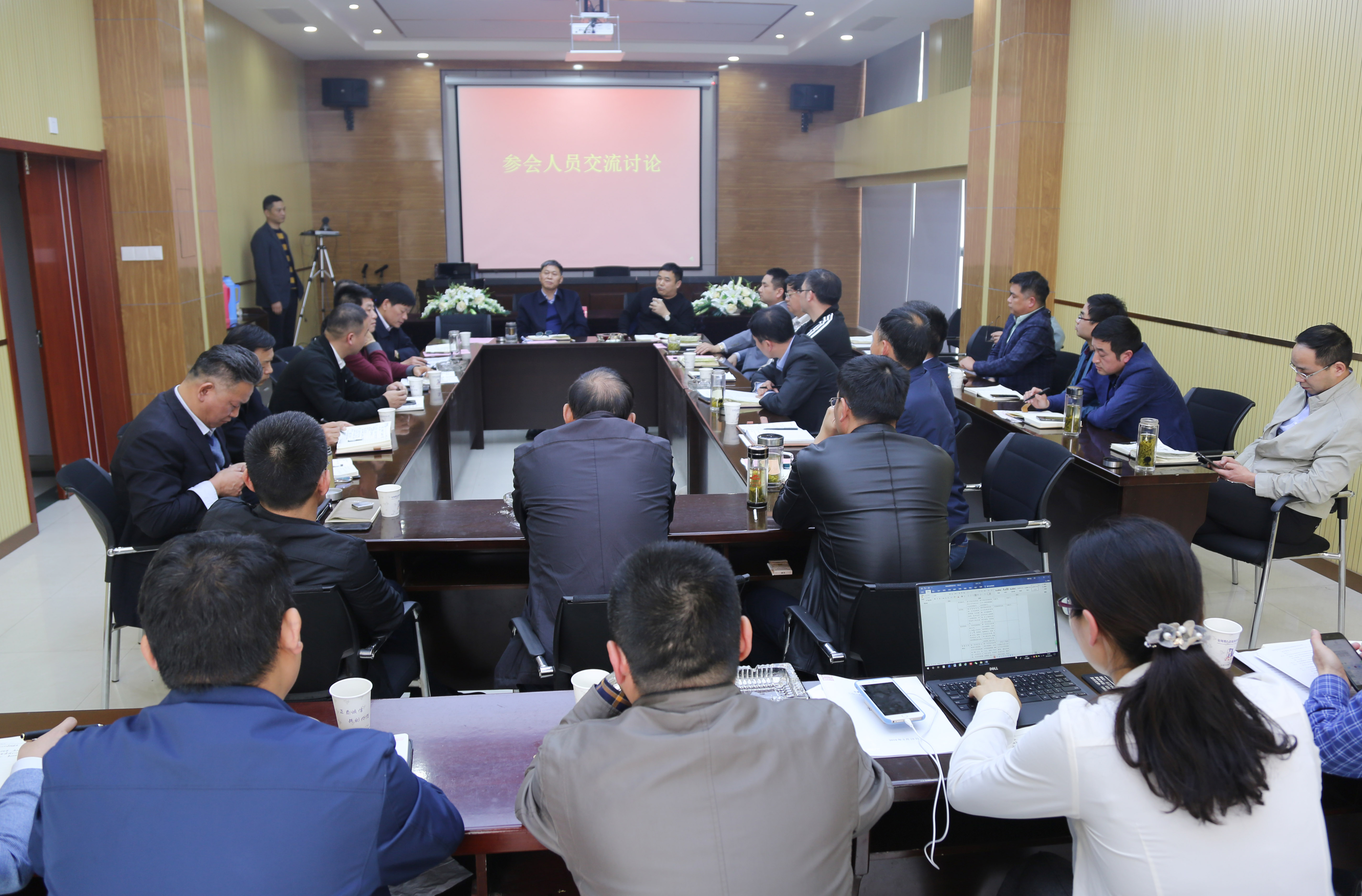 1555400123403839.jpg 1555400123403839.jpg