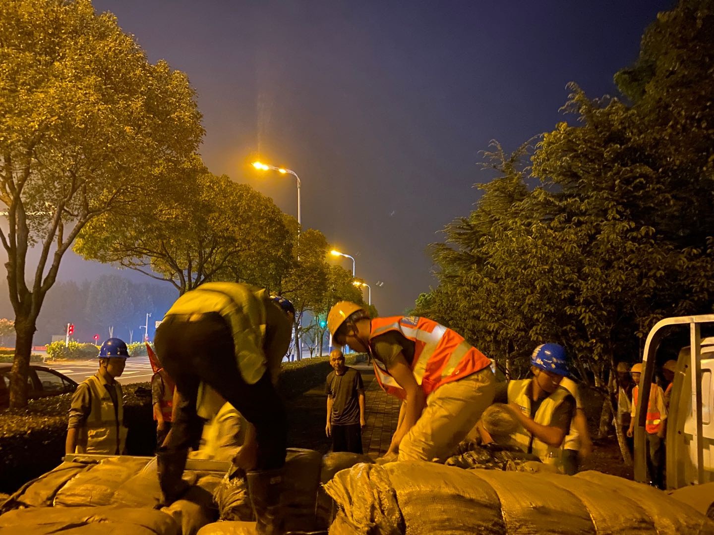 1595425147951023.jpg 1595425147951023.jpg