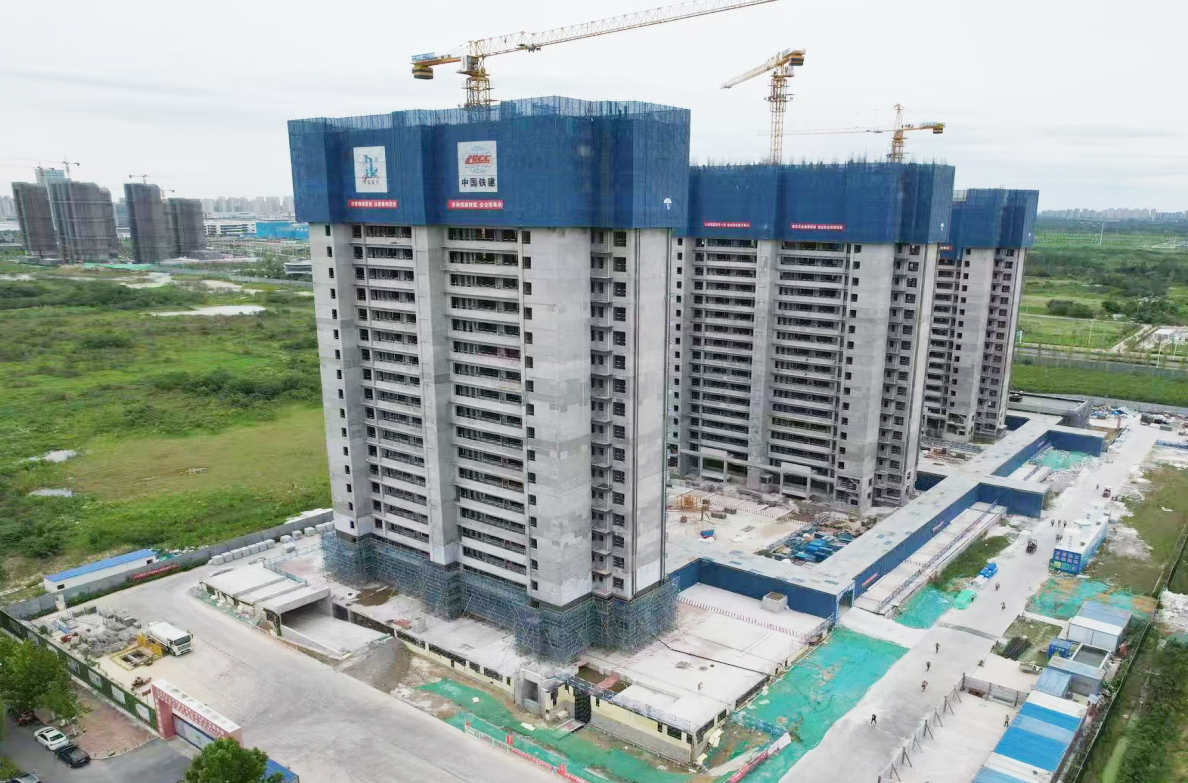 合肥轨道紫云湖保障房项目主体结构全部封顶